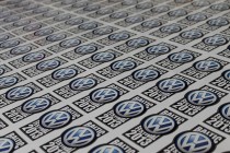 http://stickershop.lv/uzlimes/uploads/photos/3825f52d3a246598be67fa03acf44036.JPG